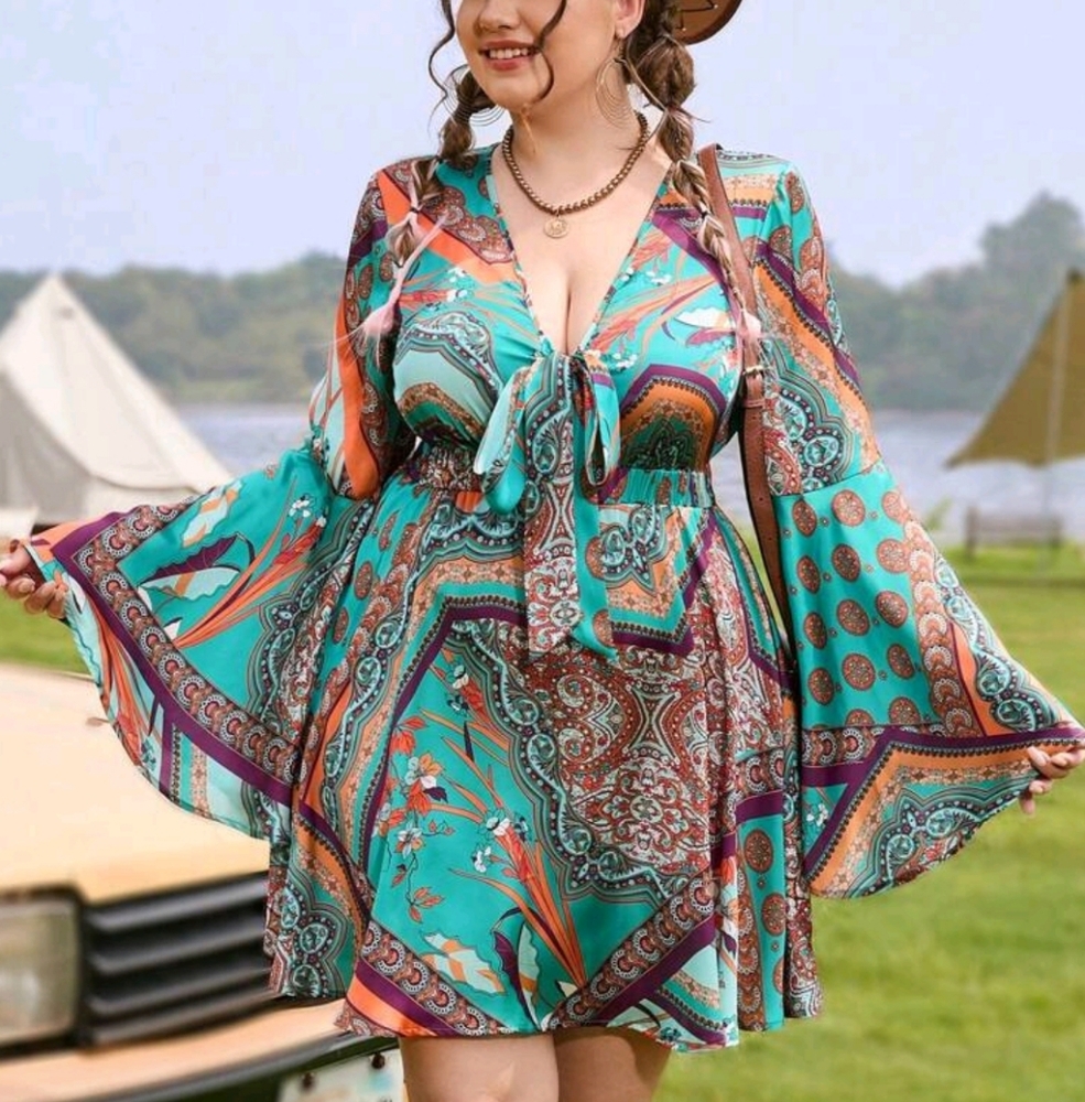 🟢Flared Sleeve Multicolor Tie-Front Shein Dress 2X